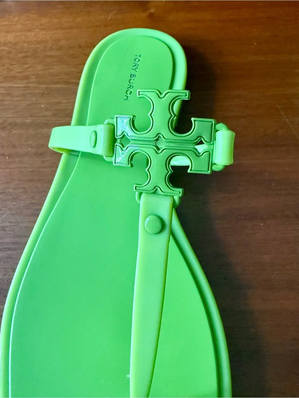 tory burch leaf green roxanne jelly thong sandals, women’s 9 NEW